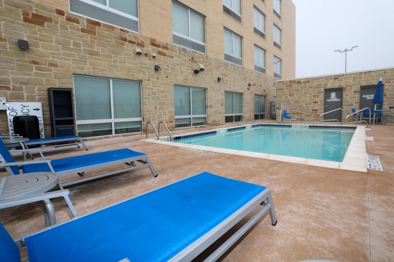 Holiday Inn Express & Suites - Forney By Ihg Exteriér fotografie